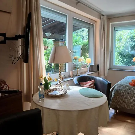 Gartenhaus Steffie Semesterbostad